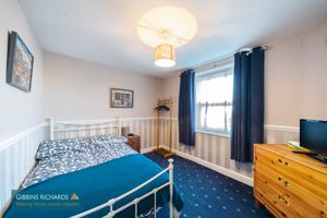 Bedroom- click for photo gallery
